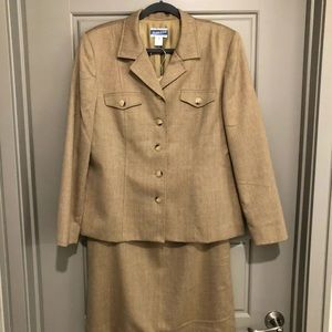 Rare Vintage Pendleton Women Skirt Suit Set